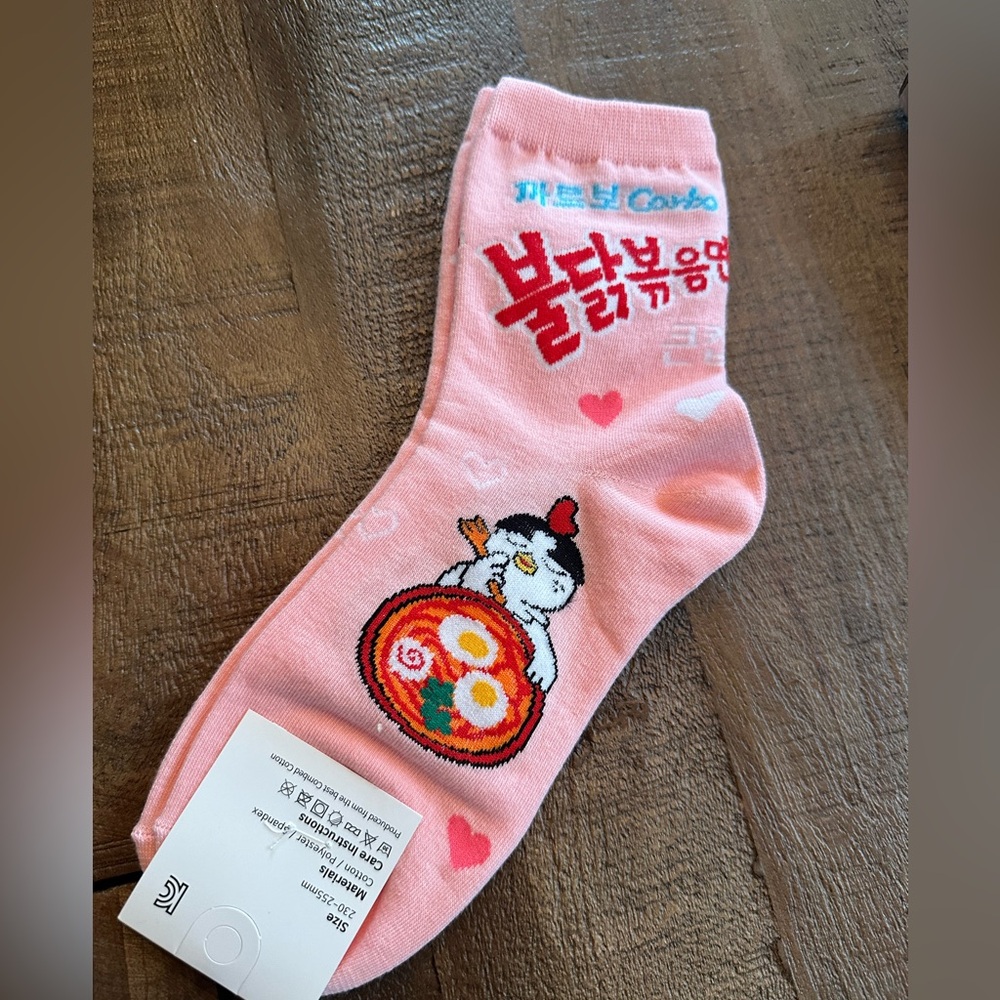 NEW Korean Buldak Ramen Spicy Carbonara Pink Cartoon Socks